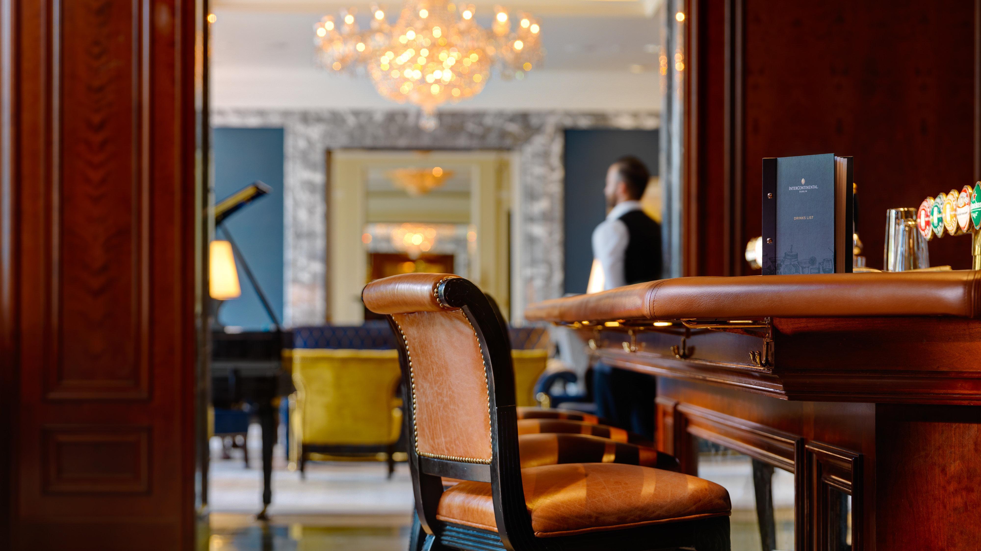 Готель Intercontinental Dublin By Ihg Екстер'єр фото The bar at the St. Regis